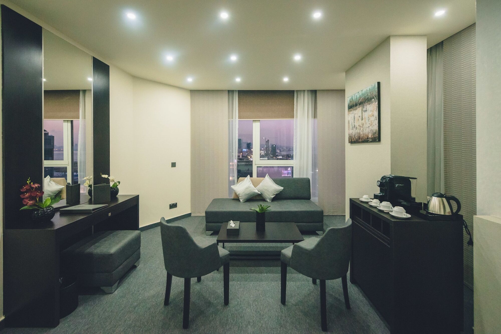 Louis V Hotel Beirut Exterior foto